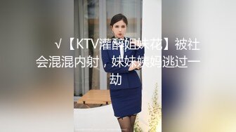 【重磅推荐】知名Twitter户外露出网红FSS冯珊珊定时公开放置PLAY 被粉丝各种道具肆意蹂躏