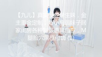 【新片速遞】老婆的大黑逼大水逼，喊来一个 小伙子来舔逼，熟女逼无敌啊 味够骚！