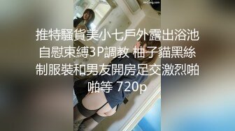 09黑裤子蓝口罩