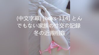 【新片速遞】❤️❤️调教漂亮小女友，带上项圈，翘起屁股小皮鞭拍打，埋头吸吮吃屌，表情很妖娆，让人欲罢不能