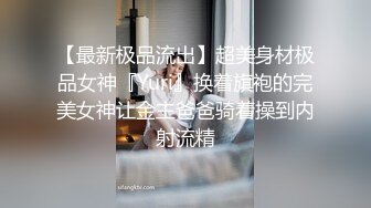 甜美极品红裙骚逼沙发上看大哥操闺蜜逼痒忍不住给摄影师口交