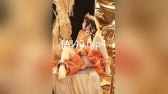 《极品CP魔手外购》美女如云餐饮店大神躲藏女厕逼脸同框偸拍数位小姐姐方便，被一个美女发现翻车了还好没有推门吓尿了 (1)