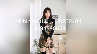 清纯母狗小萝莉【冰凌紫萱】 可爱COS服女上骑乘，白虎无毛小嫩穴被爸爸无套内射